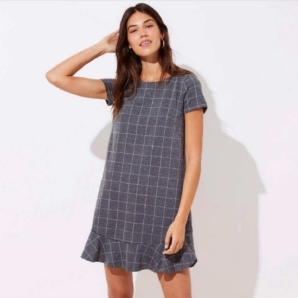 LOFT Windowpane Plaid Ruffle Hem Shift Dress‎ Gray Pink Sz 0 Short Sleeve Office